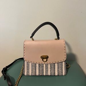 Beautiful purse .